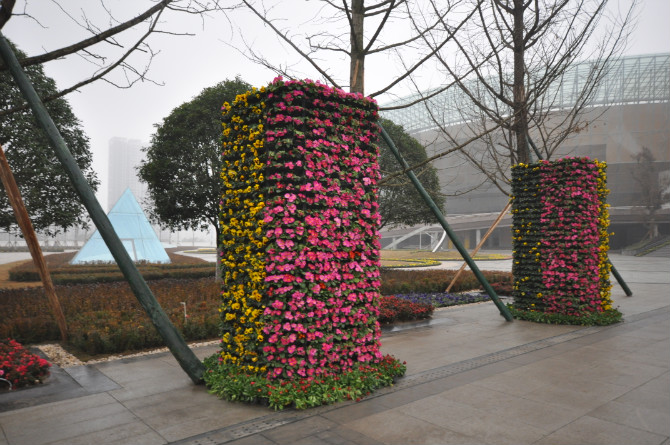 立体绿化组合花盆应该如何建设城市绿化